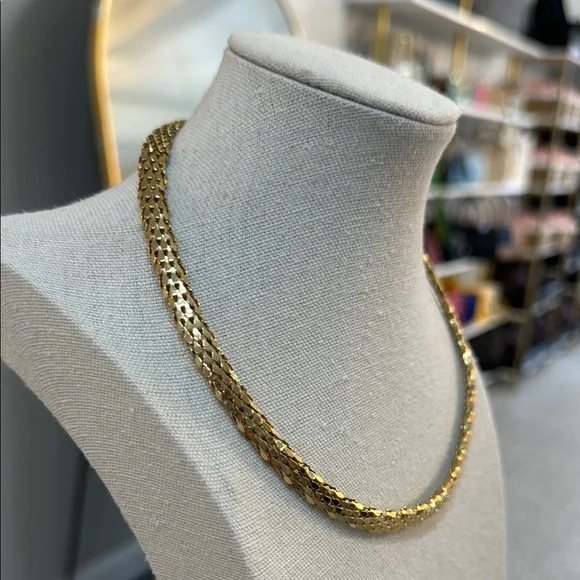 Gold Tone Necklace - Picture 1 of 6